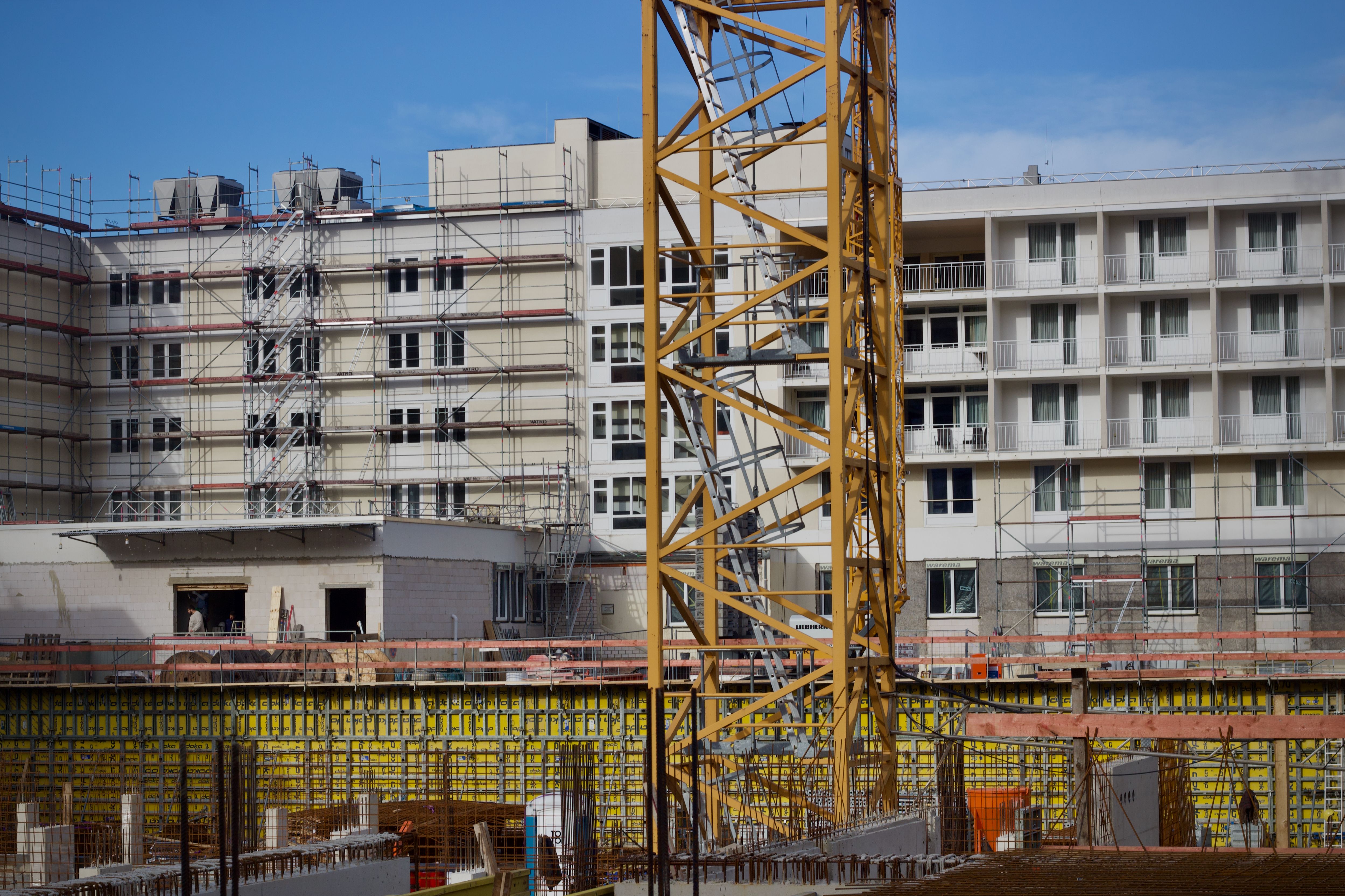 Commercial tower